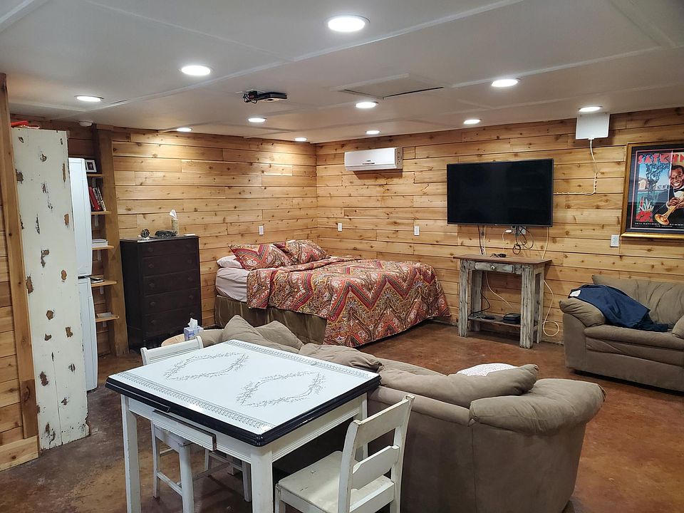1st image of 5545 Rosemary Pl #A