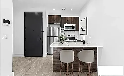 337 Cornelia St #3A Photo 1