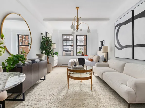 23 West 73rd Street image 1 of 8