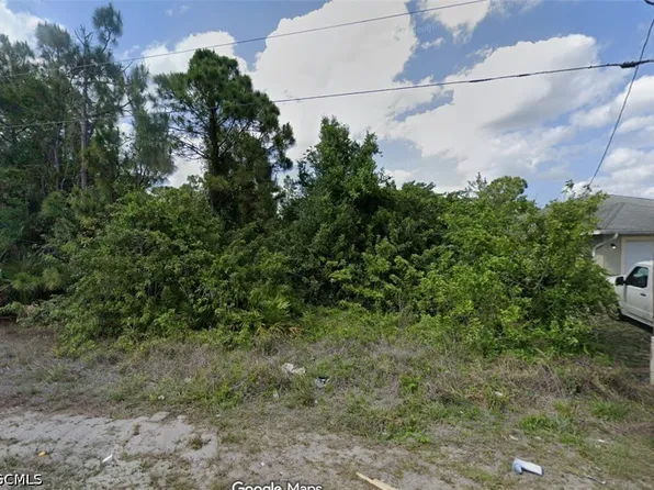 715 Little Rock St E, Lehigh Acres, FL 33974