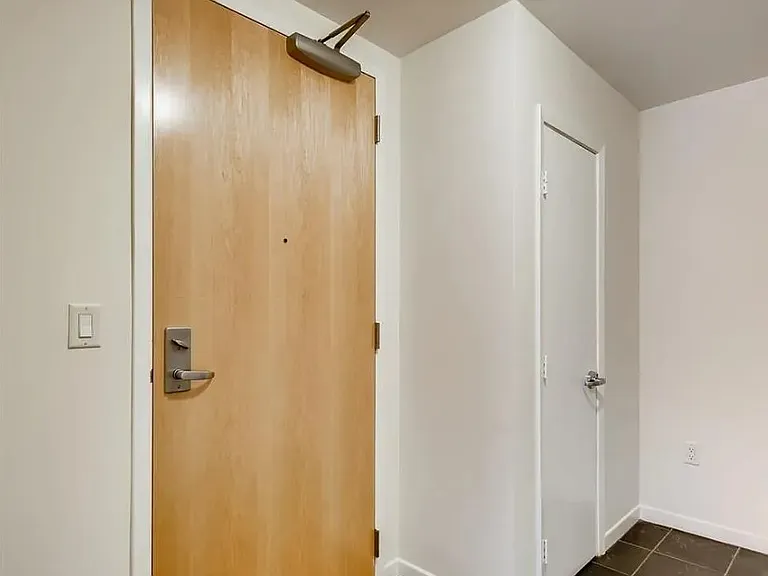 1150 J St #1 — Photo 16