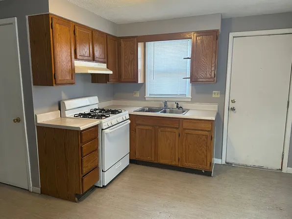 1217 E Jackson St, Springfield, IL 62703