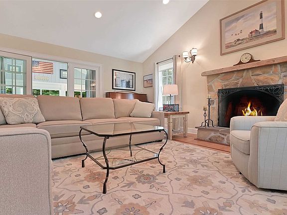 5th image of 1225 Arrowhead Ln