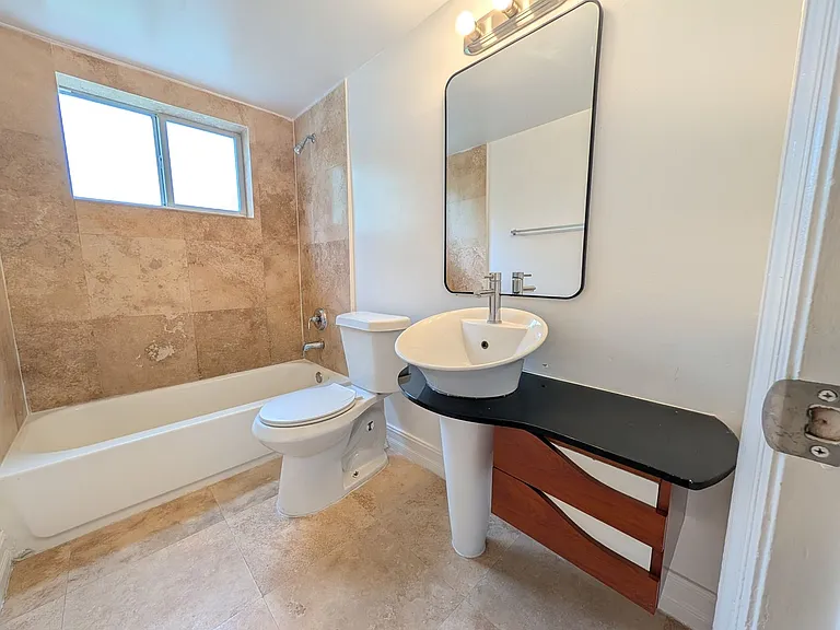 3007 N Andrews Ave — Photo 11