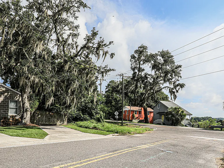 102 Neva Ave #A — Photo 35