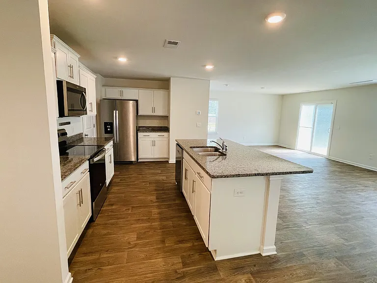 173 Dunham Rd — Photo 10
