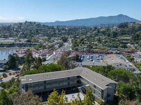 20 Circle Dr, Tiburon, CA