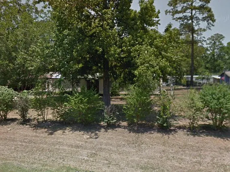 8410 Rolling Oaks Dr — Photo 1