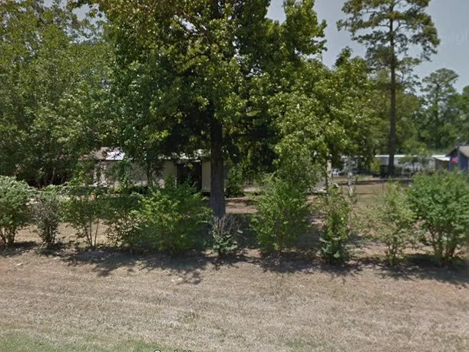 8410 Rolling Oaks Dr