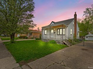 21136 Nummer St, Warren, MI 48089