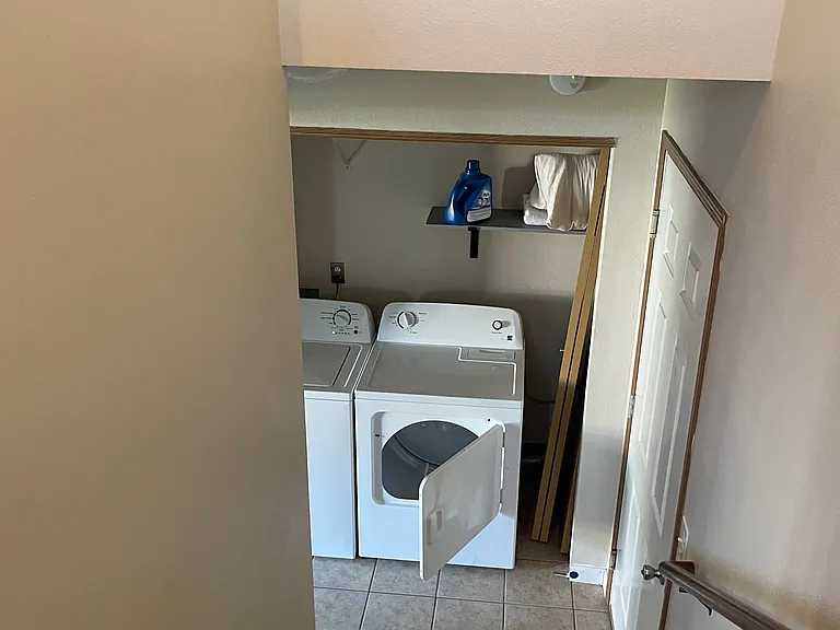 3141 N 10th Pl — Photo 11