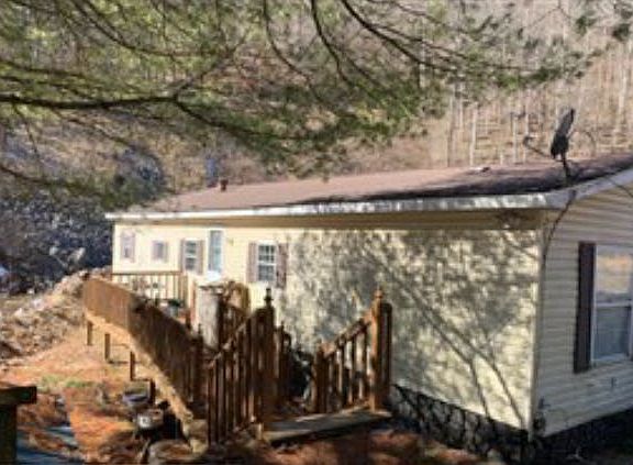 2nd image of 1832 Upper Elk Creek Dr