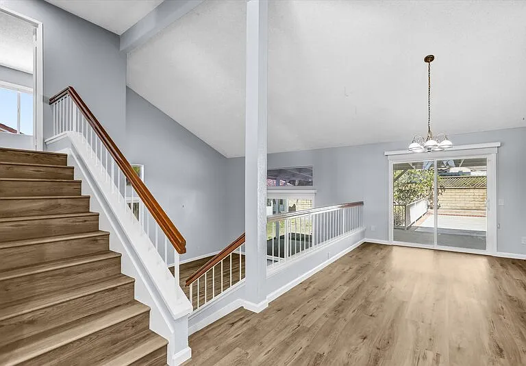 625 Forester Ln — Photo 8