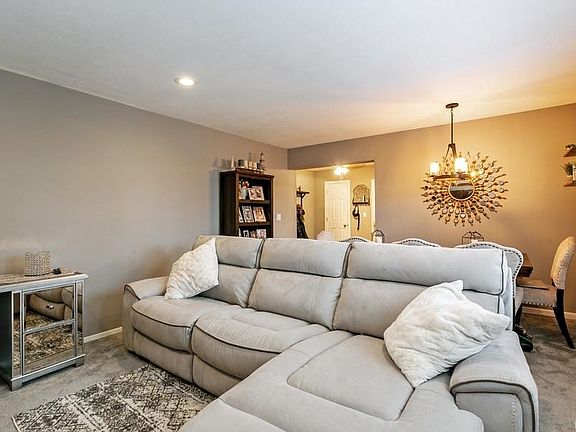 5th image of 123 S Highland Ave APT 4B3