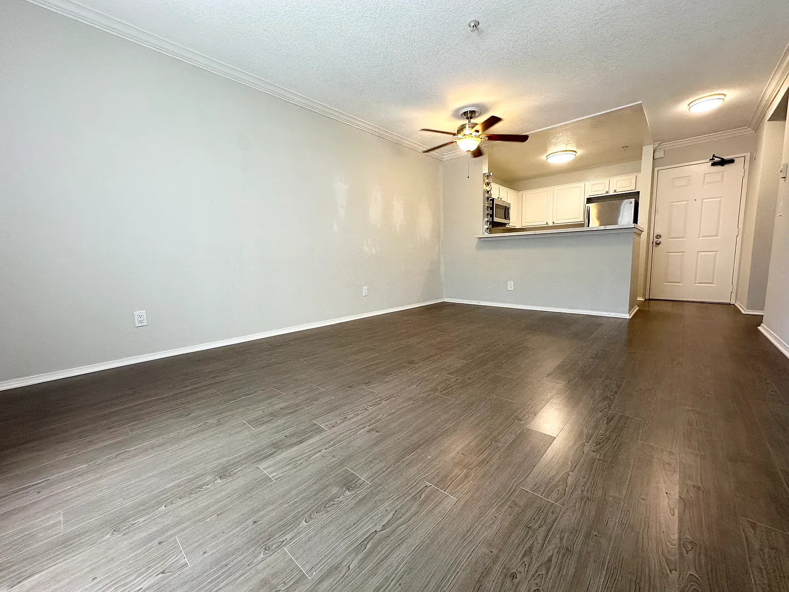 1 bed, 535 sqft, $2,300 — Photo 4