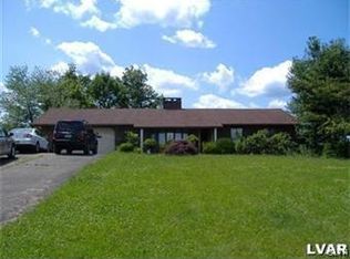 6587 Sullivan Trl, Wind Gap, PA 18091