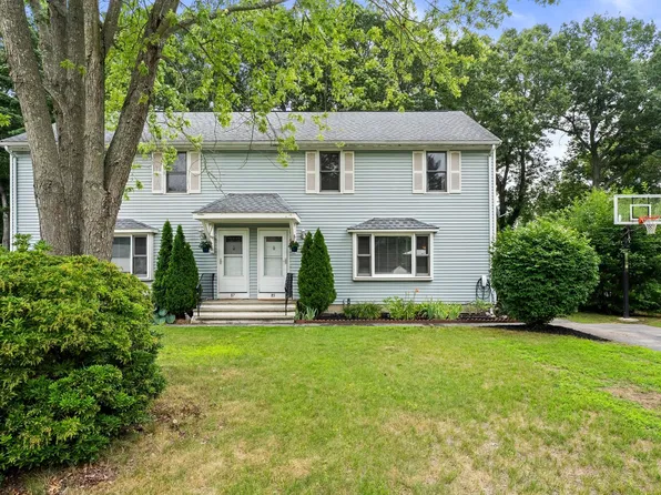 85 Baylies Rd #2, Taunton, MA 02780