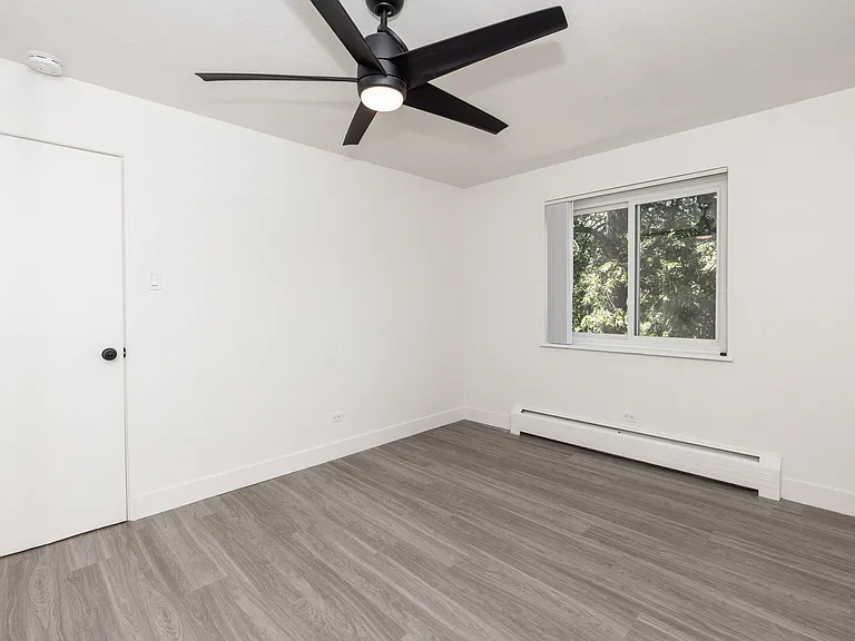 816 N Cherry St — Photo 21