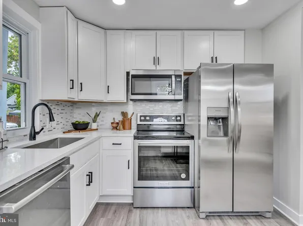 5603 Coolidge St, Capitol Heights, MD 20743