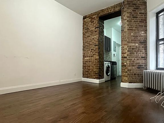 3rd image of 213 E 4th St #3A