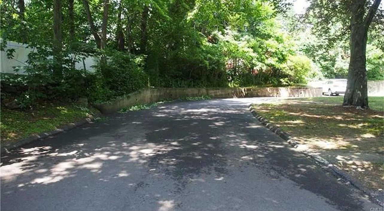 2 bed, 1145 sqft, $2,500 — Photo 3