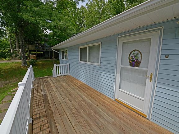 5th image of 109 Jasper Dr