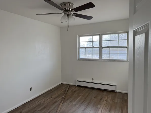 508 N James St, Sparta, IL