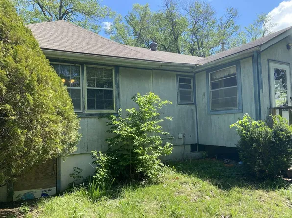 1002 N Madison Street, Raymore, MO 64083