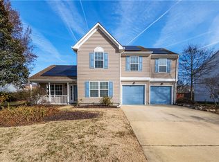 324 Big Pond Ln, Chesapeake, VA 23323