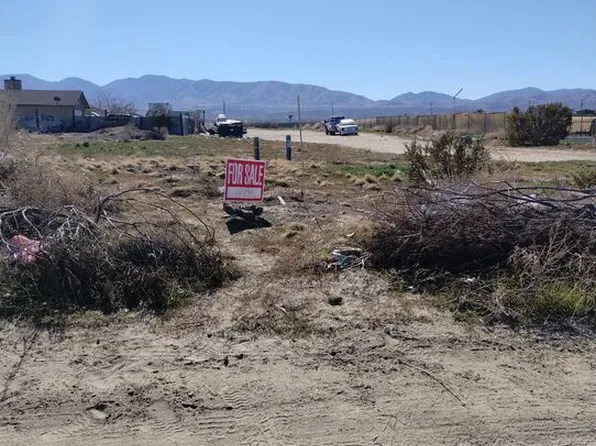 111 E R12 #12, Littlerock, CA 93543