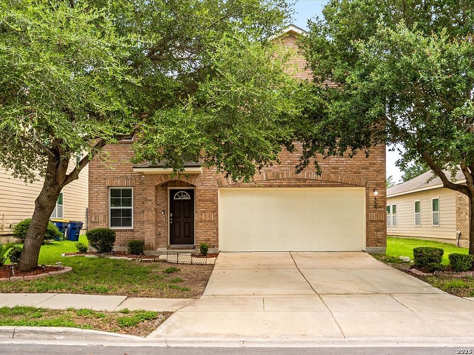 1st image of 437 STONEBROOK DR