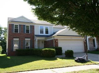 3037 Turnberry Ln, Ann Arbor, MI