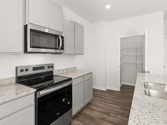 7th image of this home