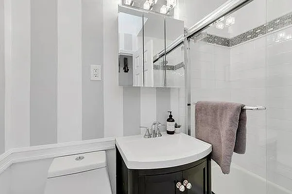 Sold by Compass | media 10