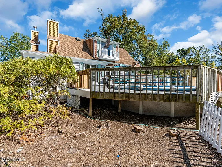 344 E Point Pleasant Ave — Photo 25