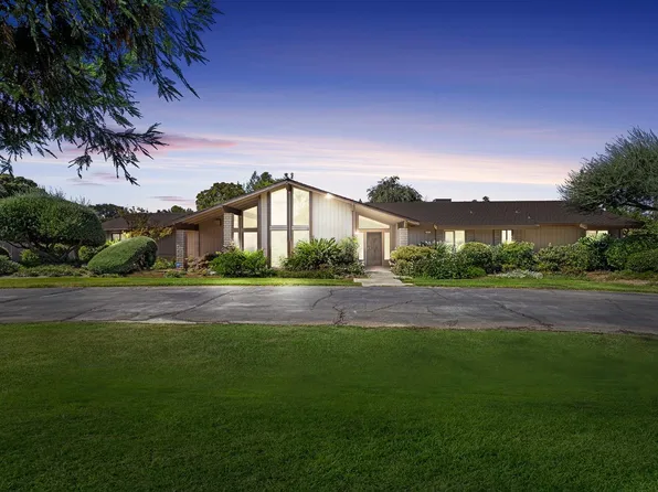 4935 N Tisha Ave, Fresno, CA 93723