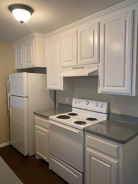 1st image of 7702 Stanley Ct