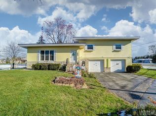 10489 Greenville Rd, Van Wert, OH 45891