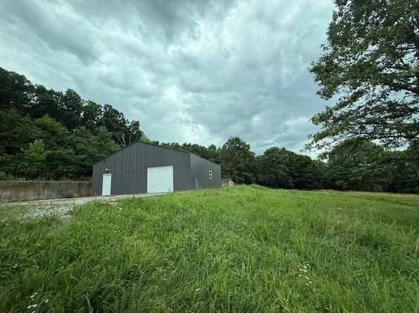 636 E Dade 68, Greenfield, MO 65661