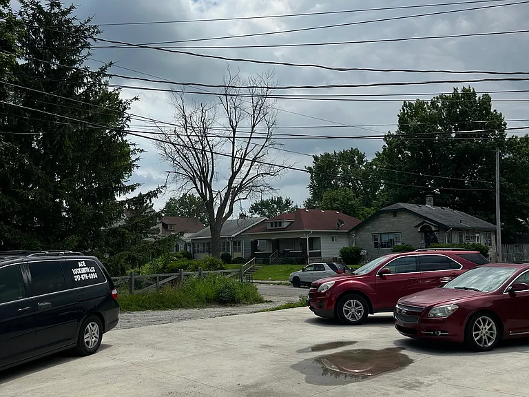 2457 Shelby St #C — Photo 9