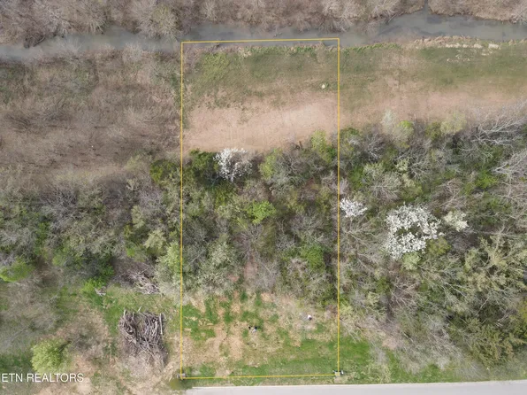 7430 Country Meadow Dr, Knoxville, TN 37918