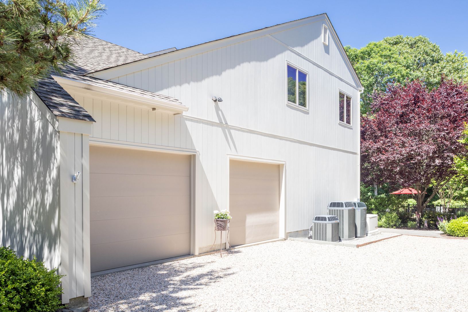  2 car garage