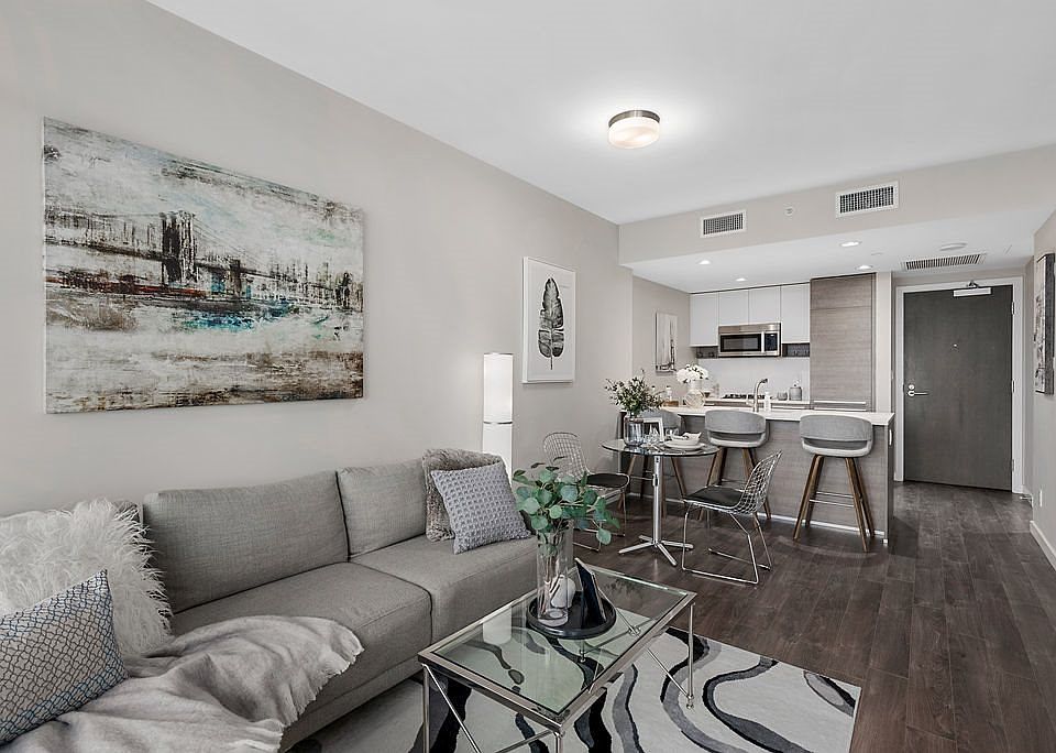 1st image of 4485 Skyline Dr #2407