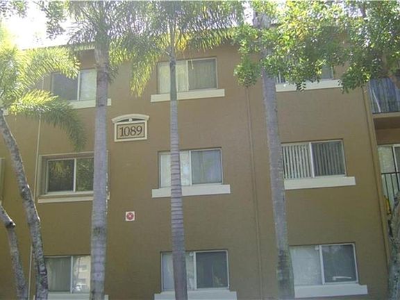 3rd image of 1089 N Benoist Farms Rd APT 301