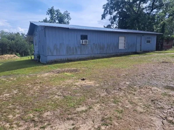 4381 Lee Rd, Marianna, FL 32448