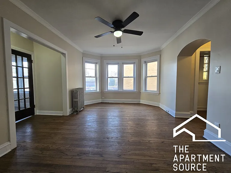 1936 W Estes Ave #1N — Photo 1