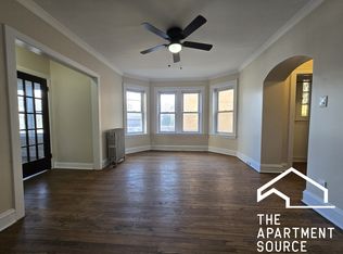 1936 W Estes Ave #1N, Chicago, IL 60626