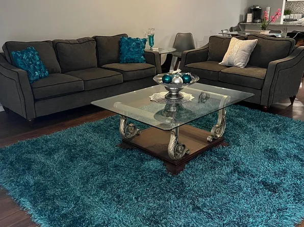 16 Township Line Rd, Elkins Park, PA 19027