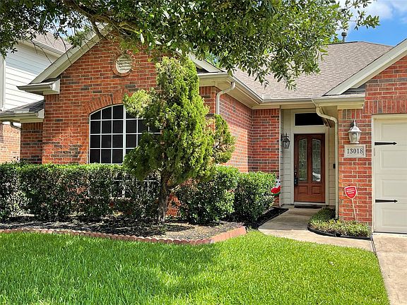 2nd image of 13018 Wortham Brook Ln