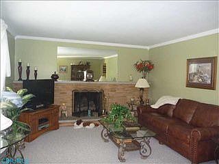 3rd image of 3260 Stephen Dr S
